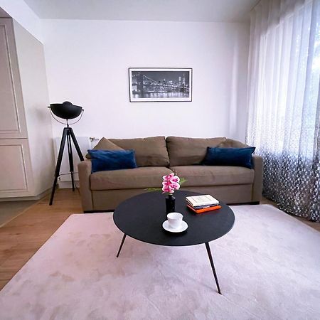 Grand Appartement Clichy Buitenkant foto