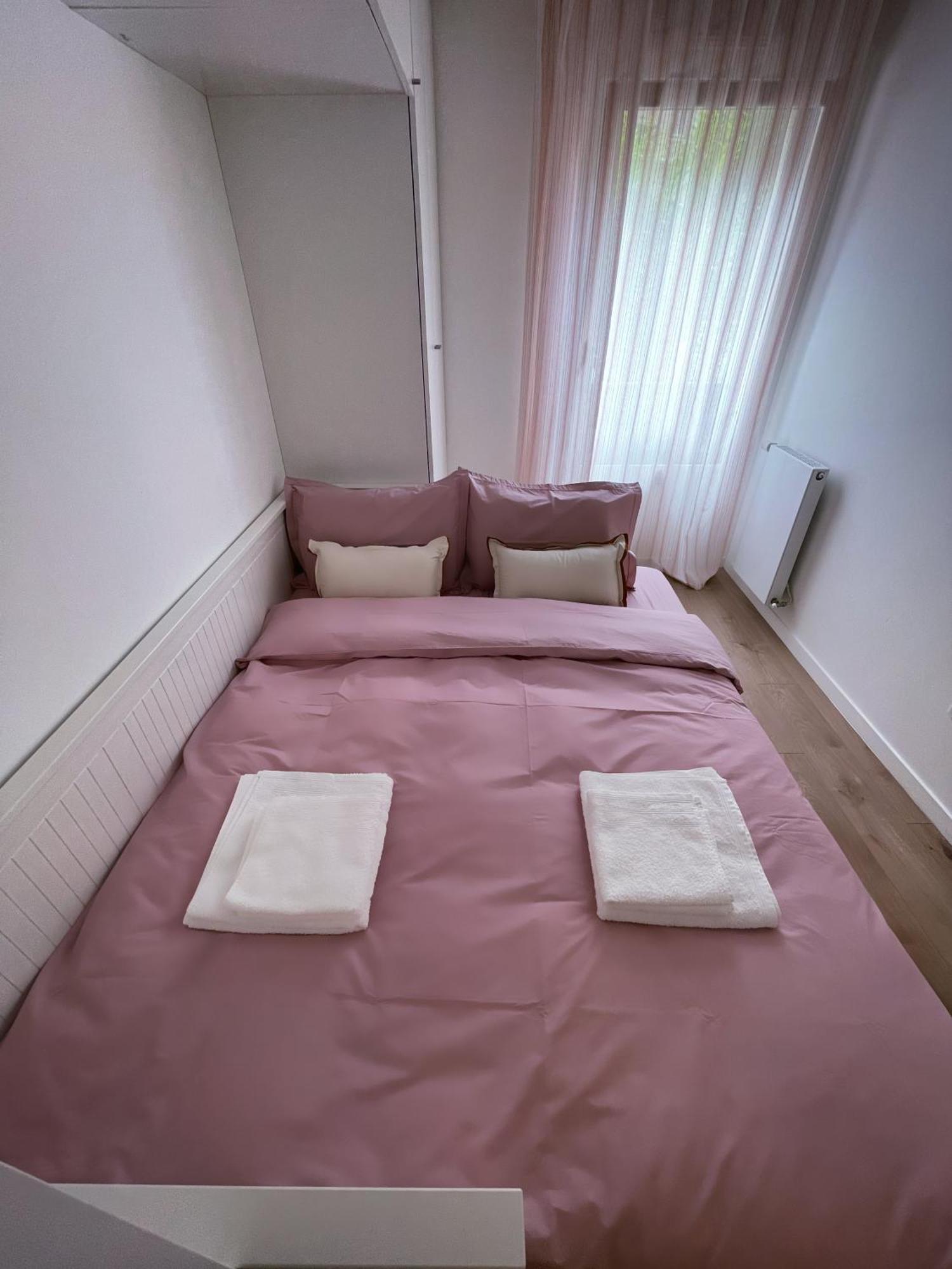 Grand Appartement Clichy Buitenkant foto